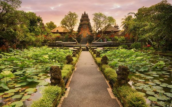 The GSTC Sustainable Tourism Training in Bali sponsored by Traveloka concluded successfully